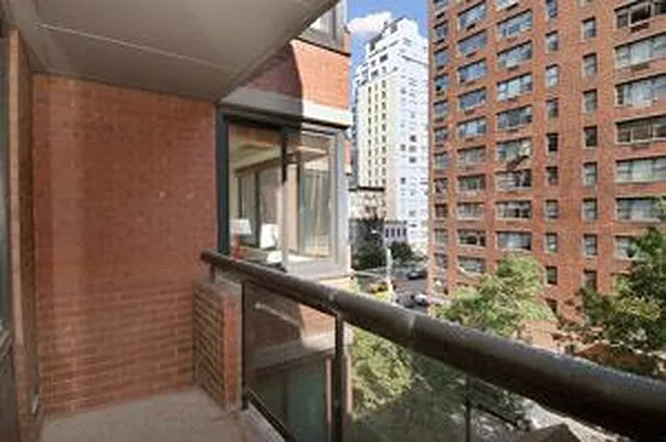 Rented by Mark David | media 7