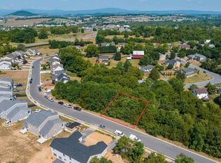 2094 Willow Hill Dr, Harrisonburg, VA