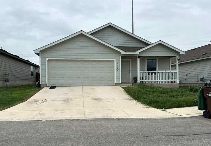 1st image of 4515 Azure Pl