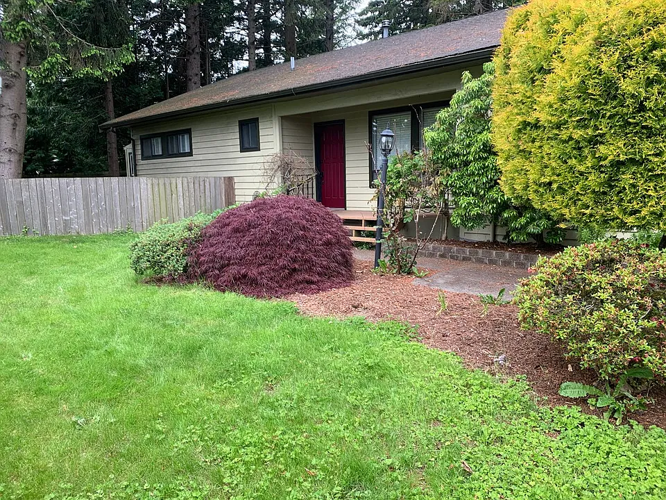 6167 Maureen Dr