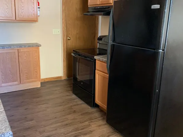 116 W Main St #B, Marshalltown, IA 50158