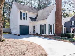 513 Roswell Green Ln, Roswell, GA 30075
