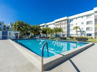 6698 10th Ave N APT 118, Lake Worth, FL 33467