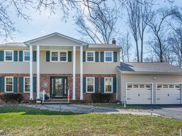46 Pondview Rd, Parsippany-Troy Hills Twp., NJ 07950