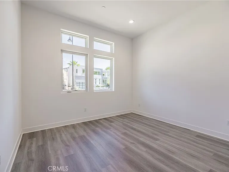 20337 W Aberdeen Ln — Photo 38