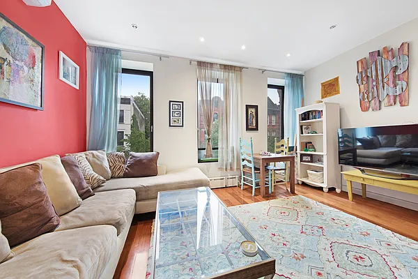 Rented by Compass | media 12