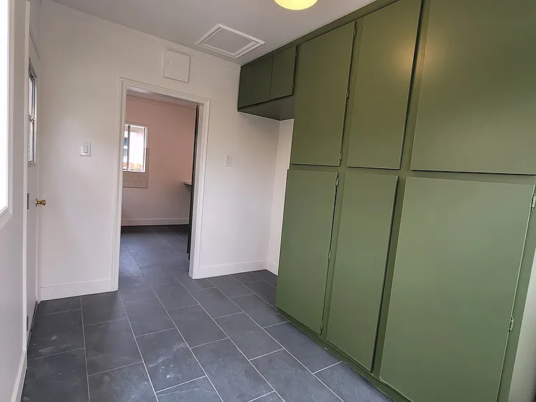 1911 Griffin Ave #1 — Photo 12