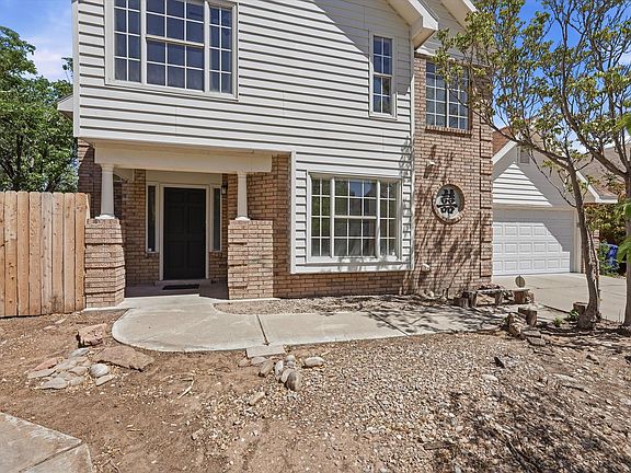 3rd image of 4417 Cattleya Rd NW