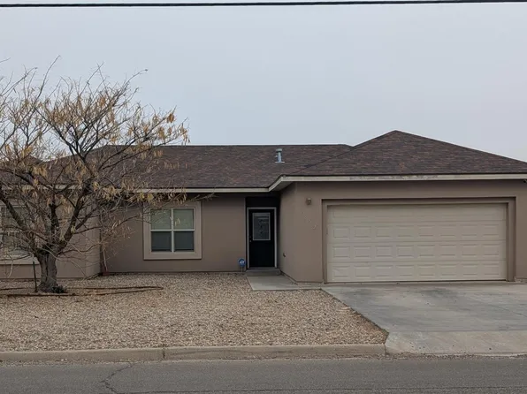 1802 W University Dr, Portales, NM 88130
