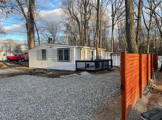 42 Indian Wood Rd, Niantic, CT 06357