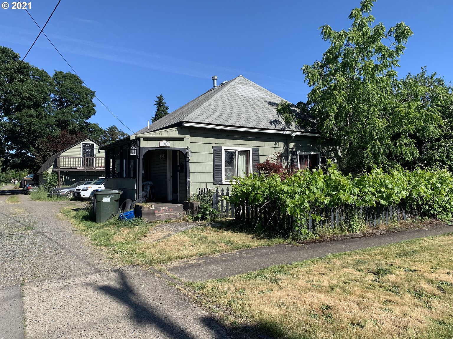 960 14th St SE, Salem, OR 97302 | Zillow