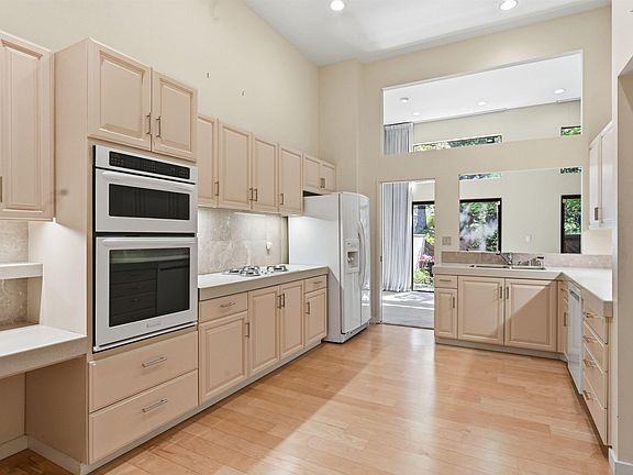 2nd image of 1925 Piper Ridge Ct