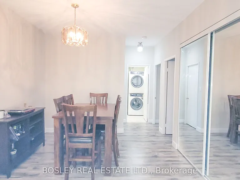 326 Major Mackenzie Dr E #822 — Photo 10