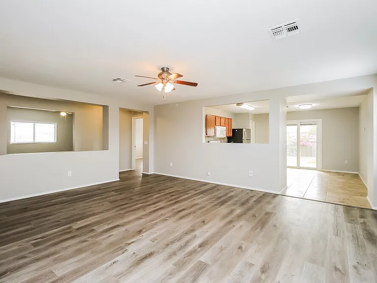 11213 E Quarry Ave — Photo 4