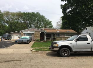 914 N Linview Ave, Urbana, IL 61801