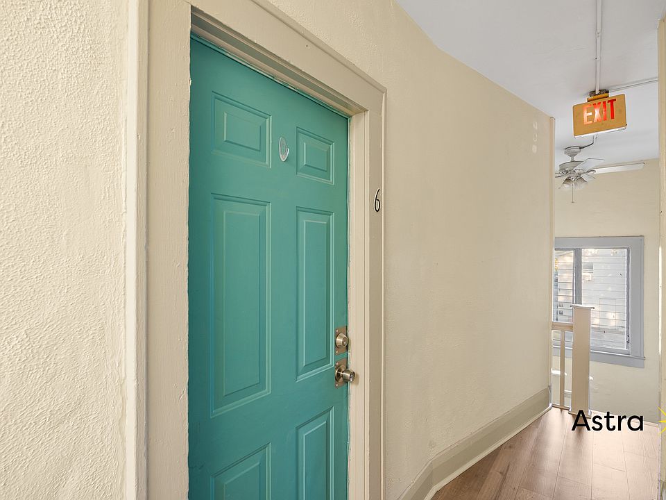 1st image of 304 N Westland Ave #1