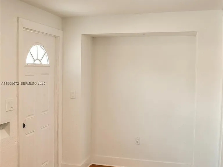 707 N J St — Photo 22