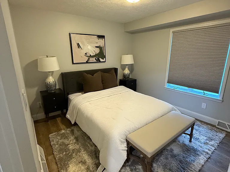1011 Greystone Cir — Photo 34