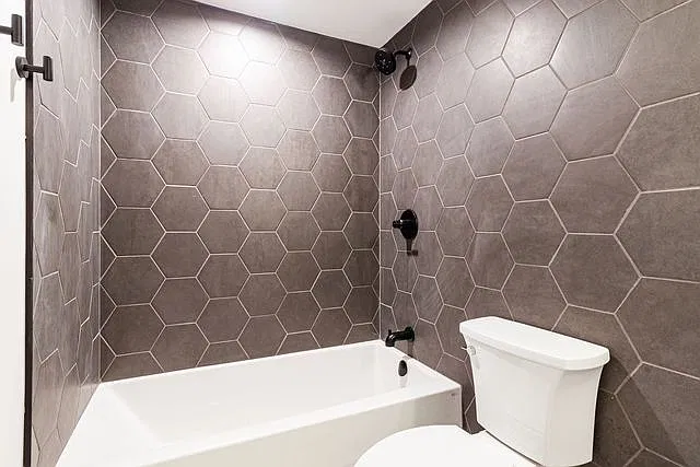 3 bed, 1400 sqft, $2,500 — Photo 4