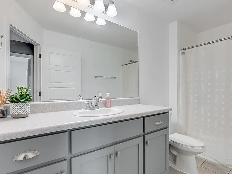 7228 Quail Hollow Dr — Photo 13