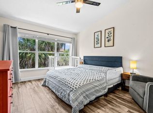 1063 Woodfield Rd, Greenacres, FL 33415