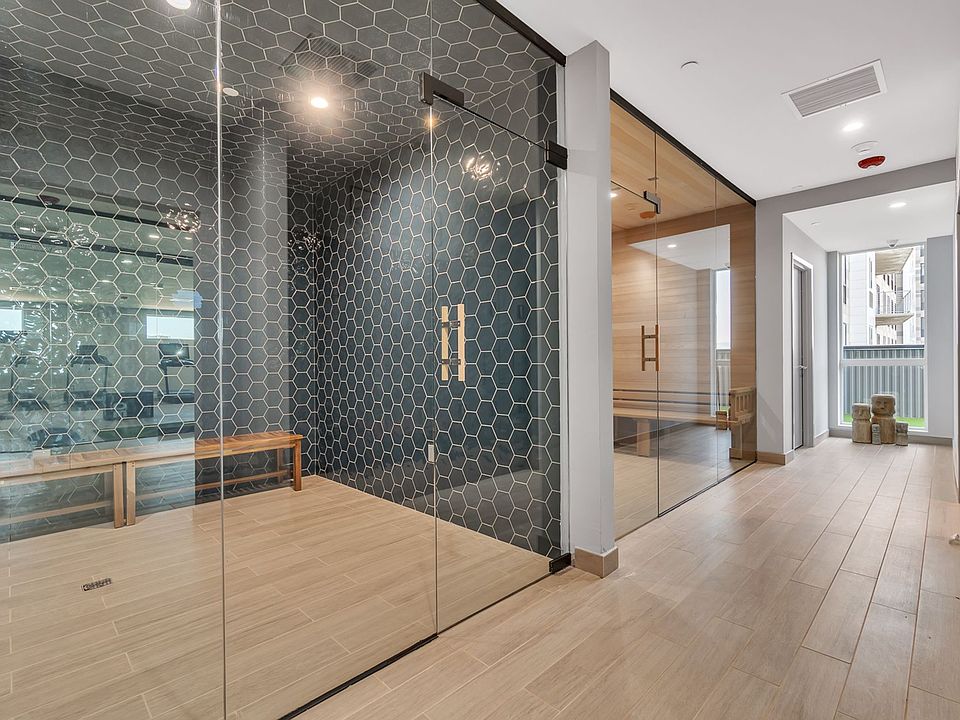 1st image of 104 Wardlaw St #610