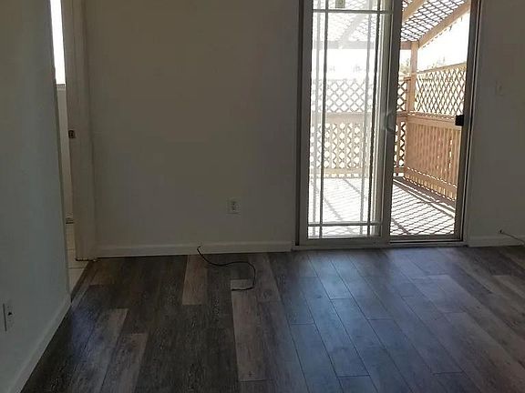 3rd image of 13015 Madison Cir