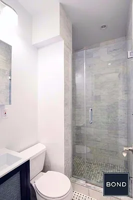 Rented by Bond New York | media 19