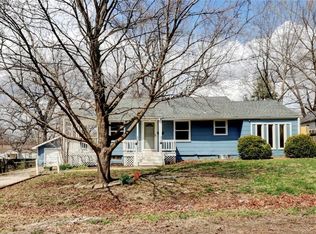 8914 Rose Ln, Raytown, MO 64133