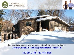 11556 Park Ridge Dr W, Minnetonka, MN 55305