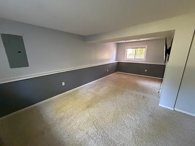 9502 Teakwood Ln N — Photo 19