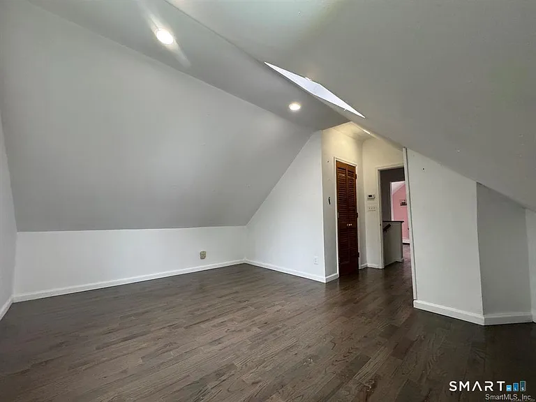 165 Greenfield Dr — Photo 29