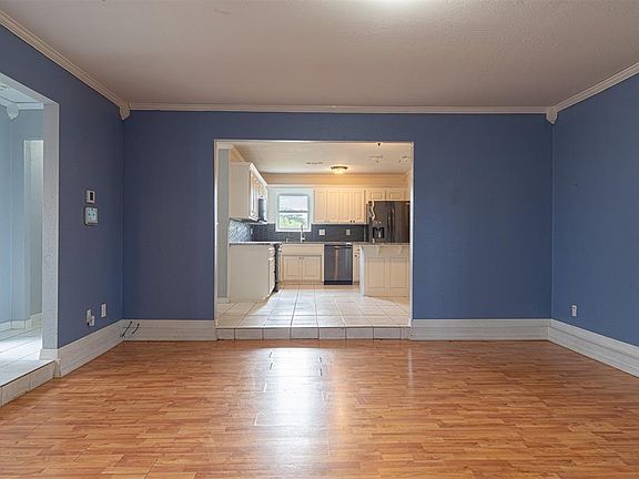 5th image of 5485 Primrose Ln