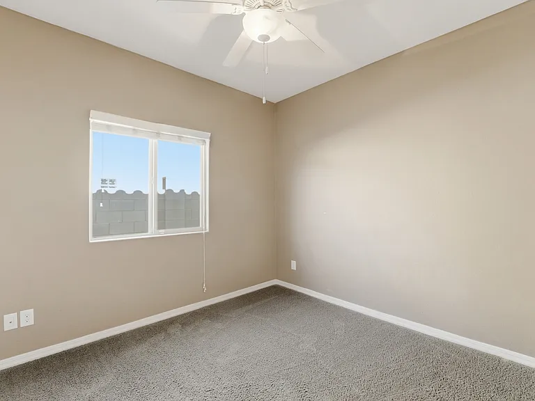 371 W Flame Tree Ave — Photo 37