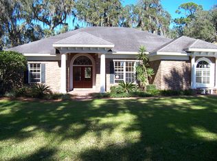 31013 Lakeside Ln, Dade City, FL 33523