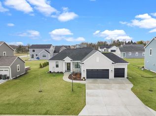 2689 Mapleton Ave, East Troy, WI 53120
