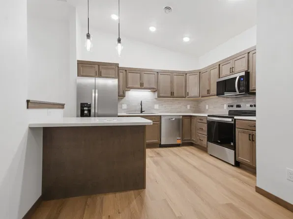 9120 W Ark Pl, Sioux Falls, SD 57106