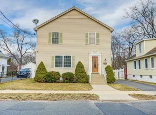 115 Eddy St, Springfield, MA 01104