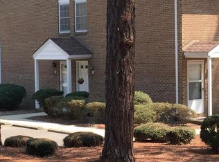 10 Pinehurst Mnr APT F, Pinehurst, NC 28374