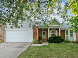 335 Misty Valley Dr, Saint Peters, MO
