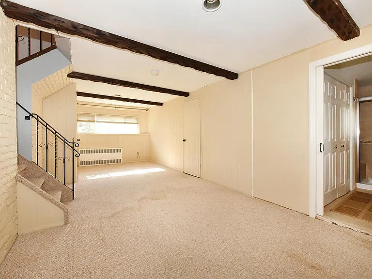 Family Room2