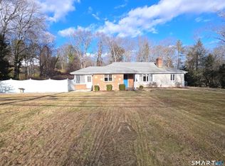 281 Roxbury Rd, Stamford, CT 06902