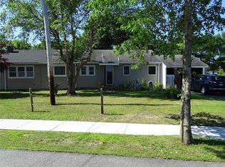 664B Arnold St, Westhampton Beach, NY 11978