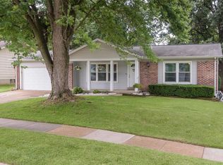 125 Barkwood Trails Dr, Saint Peters, MO