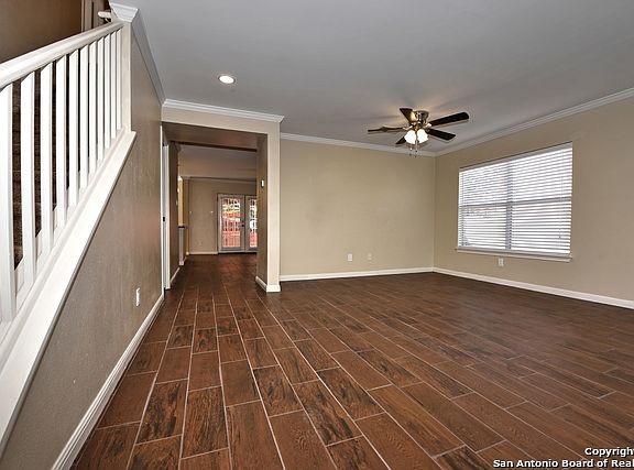 3rd image of 16139 Walnut Creek Dr