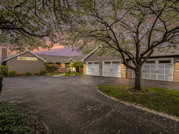 604 Lyon Lake Rd, Marshall, MI 49068