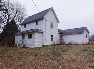 6490 W Guernsey Lake Rd, Delton, MI 49046