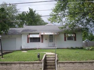 2002 Q Ave, New Castle, IN 47362