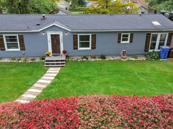 3250 Glendale St, Monroe, MI 48162