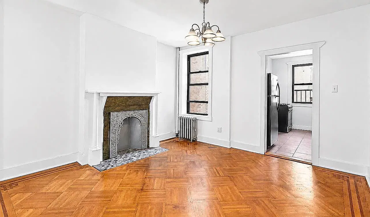 619 Sterling Place — Photo 2
